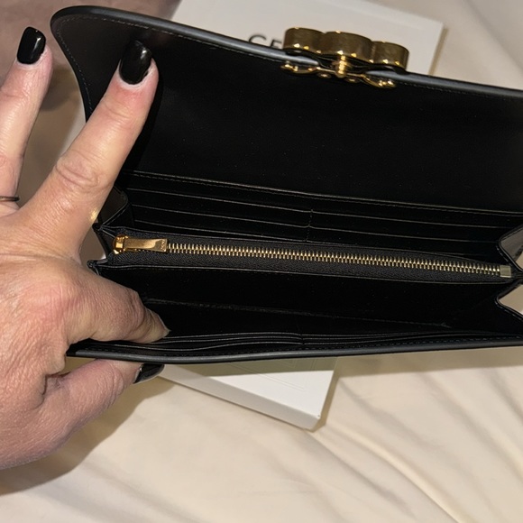 🖤⚜️Celine - Picture 4 of 5